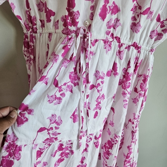 Tuckernuck Ro's Garden Pink Floral Jade Dress in Ines Magenta - Picture 6 of 14